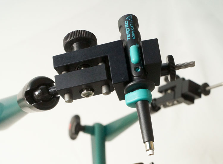 Clampman - solution for fixing PCBs