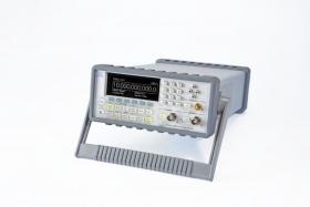 U6200A/U6220A - Frekvenční čítač